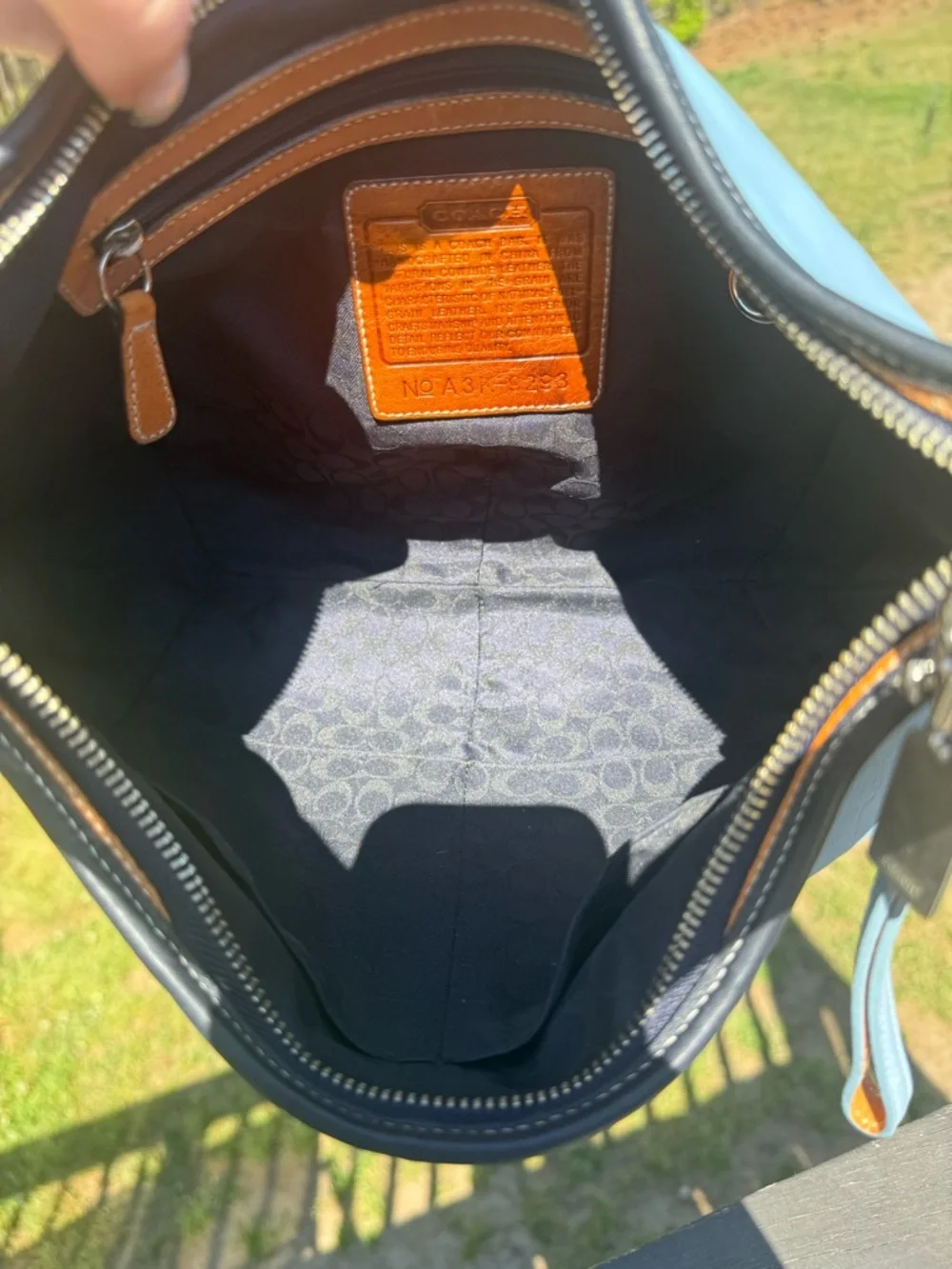 Coach Ergo Hobo - Picture 6 of 7